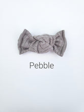 Load image into Gallery viewer, Pebble | mini bow