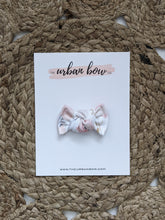 Load image into Gallery viewer, La Vie en Rose | mini bow