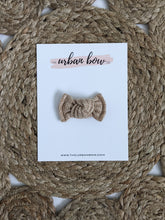 Load image into Gallery viewer, Wicker | mini bow