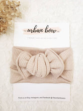 Load image into Gallery viewer, Bisque (Ribbed)