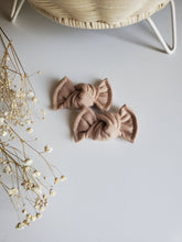 Load image into Gallery viewer, Sandstone | Mila Piggies
