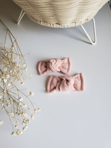 Peachy Eyelet | Mila Piggies