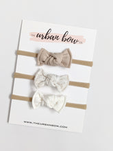 Load image into Gallery viewer, Trust | mini bows
