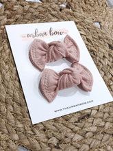 Load image into Gallery viewer, Cozy Blush | Mila Piggies

