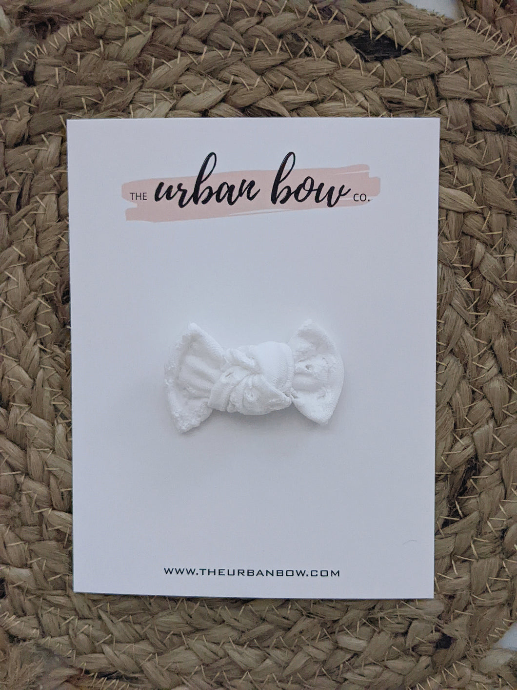 Creamy Eyelet 2.0 | mini bow
