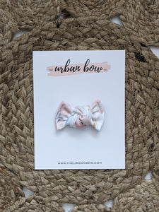 La Vie en Rose | mini bow