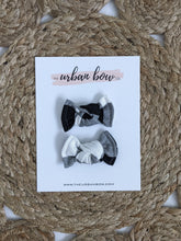 Load image into Gallery viewer, Dark Buffalo Plaid | Mini Piggies
